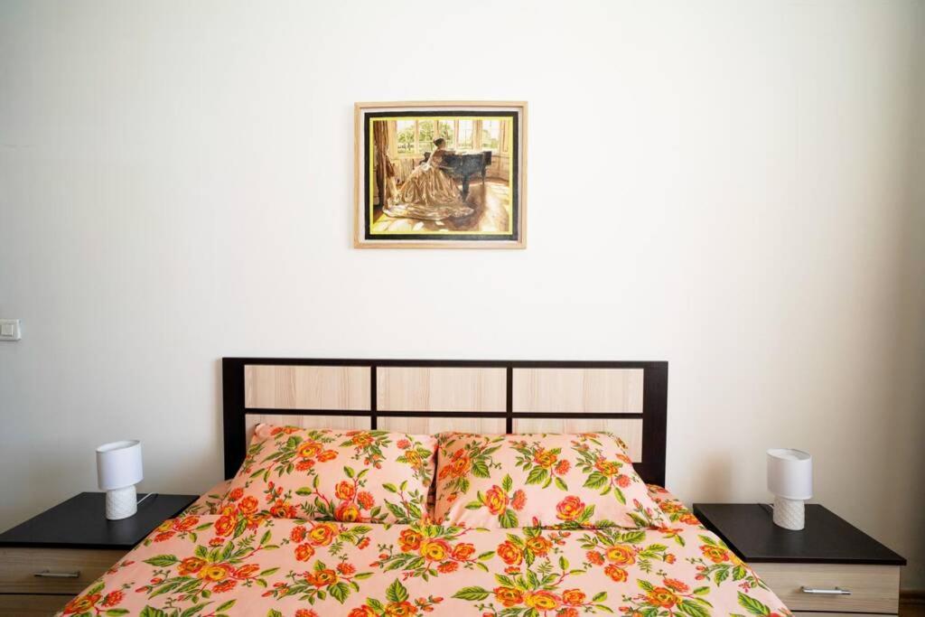 Sky Modern 1 Bedroom Apt W Free Parking Bucharest Exterior photo